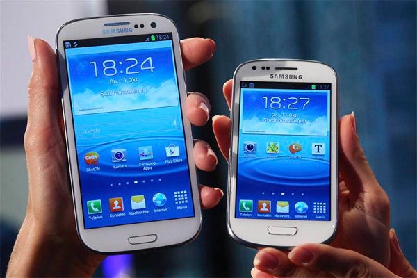 Smartphone Samsung, Samsung Galaxy S3 Mini i8190 harga dan Spesifikasi, harga samsung galaxy s3 mini i8190, harga samsung i8190 galaxy s iii mini, harga samsung i8190 galaxy s iii mini baru, harga hp samsung i8190 galaxy s iii mini 